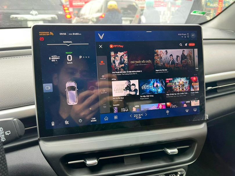 Trợ lý ảo VinFast 3.0 có khả năng biến giọng nói người thân thành trợ lý ảo.