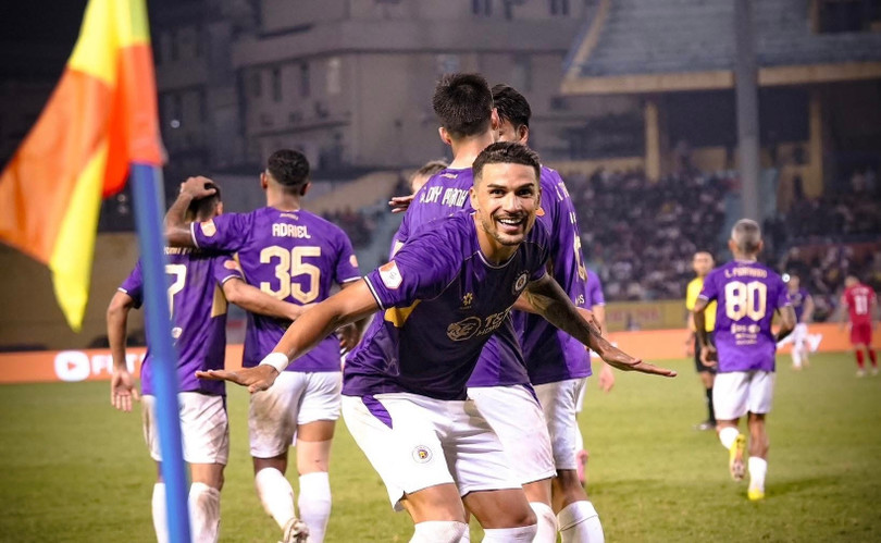 Có Hoàng Hên, hàng công ĐTQG Việt Nam sẽ có thêm mũi khoan lợi hại.