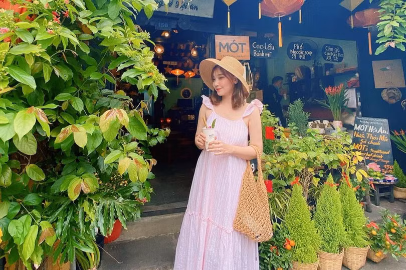 Hội An là điểm đến yêu thích của du khách trong và ngoài nước. Ảnh: Chung Bảo Ngân.