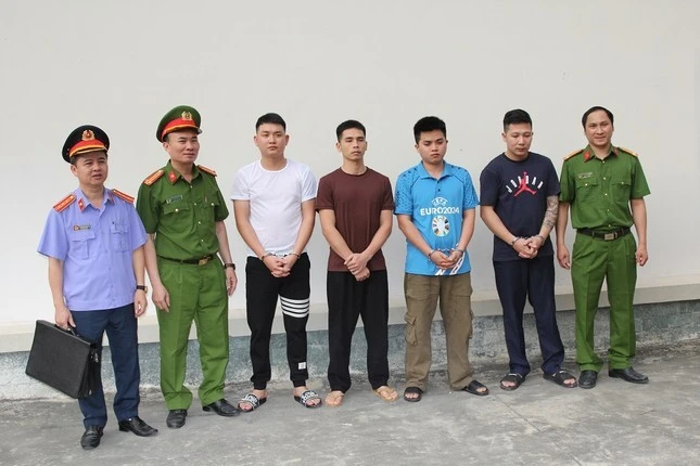 Các đối tượng bị bắt giữ