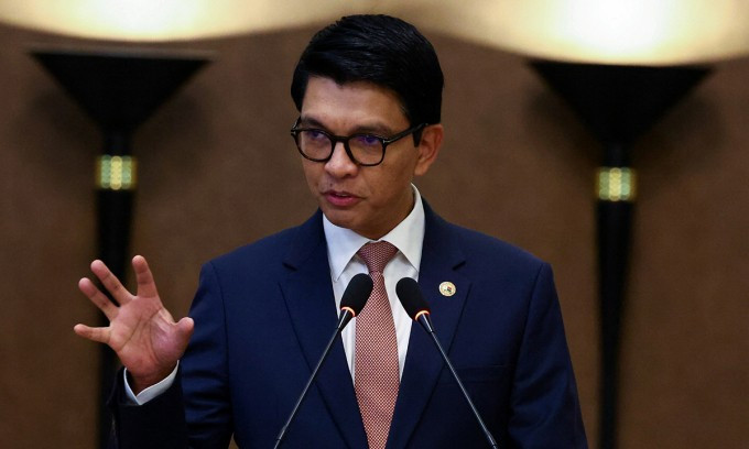 Ông Andry Rajoelina tại Văn phòng Tổng thống Madagascar ngày 6/10. Ảnh: Reuters Ông Andry Rajoelina tại Văn phòng Tổng thống Madagascar ngày 6/10. Ảnh: Reuters