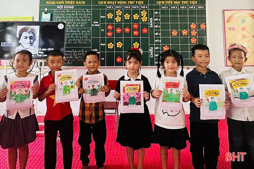 Học sinh Trường Tiểu học Lý Tự Trọng vẽ tranh về anh Lý Tự Trọng. bqbht_br_z7125668685461-19a9293410b9e6d4ed94d69fe053bc1d.jpg