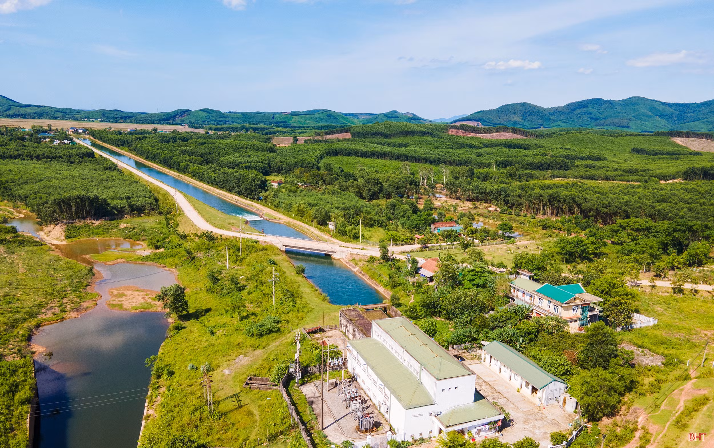 Xuôi dòng Kẻ Gỗ…