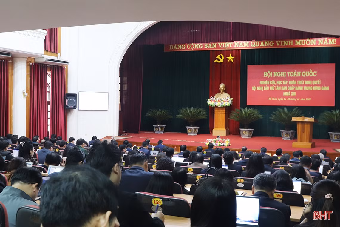Hà Tĩnh kết nối 442 điểm cầu học tập, quán triệt Nghị quyết Hội nghị Trung ương 8
