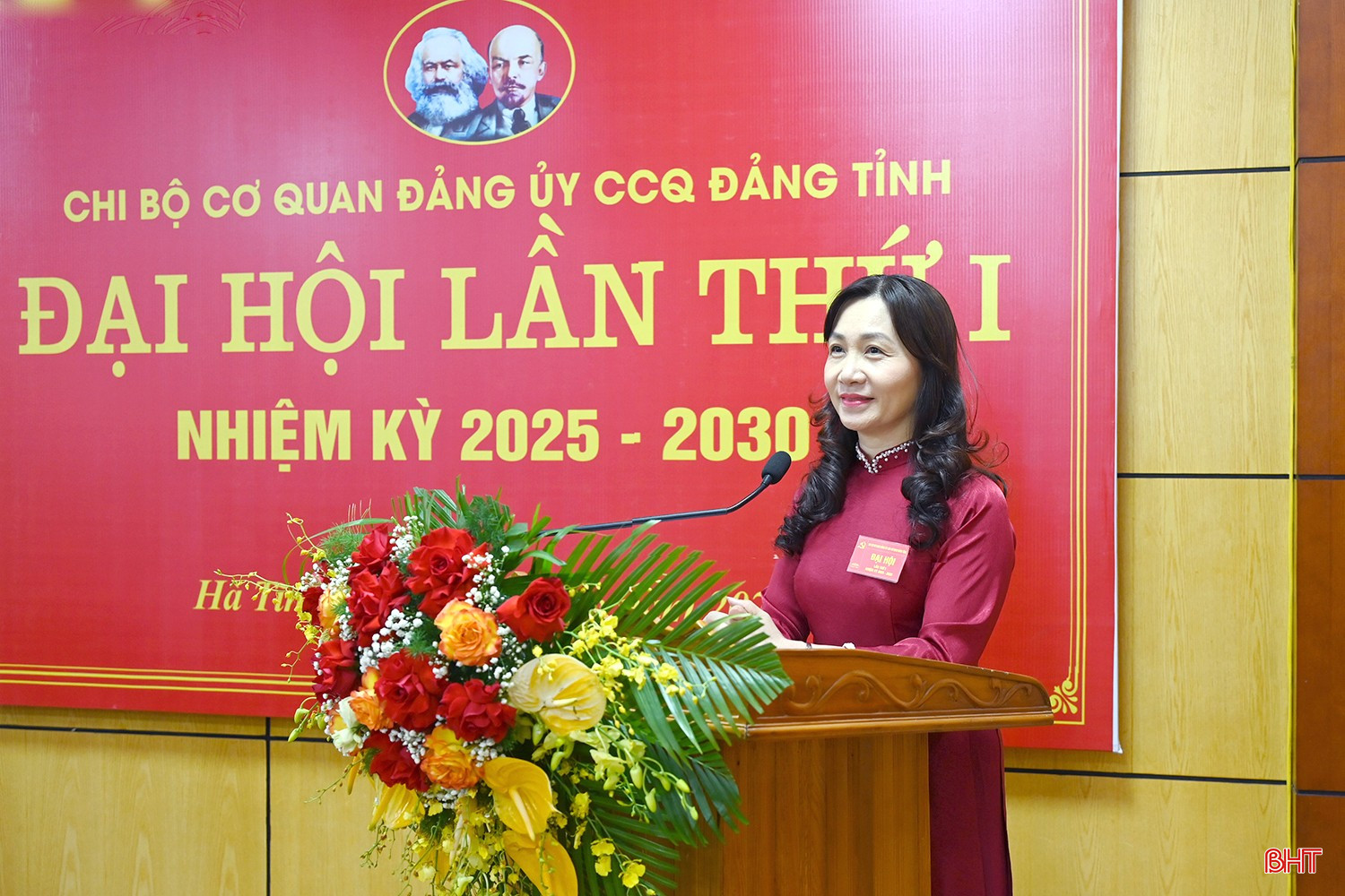 Đồng chí Nguyễn Thị Mai Thủy - Tỉnh ủy viên, Phó Bí thư Đảng ủy các cơ quan Đảng tỉnh, Bí thư chi bộ cơ quan Đảng ủy các cơ quan Đảng tỉnh phát biểu khai mạc. bqbht_br_dsc-7d2s69-6075.jpg