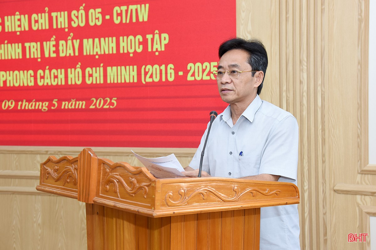Phó Bí thư Thường trực Tỉnh ủy Trần Thế Dũng phát biểu chỉ đạo tại hội nghị. bqbht_br_dsc-7744-copy.jpg
