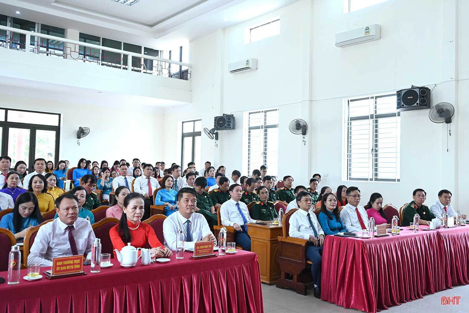 Đại biểu dự buổi lễ. bqbht_br_dsdc-7470.jpg