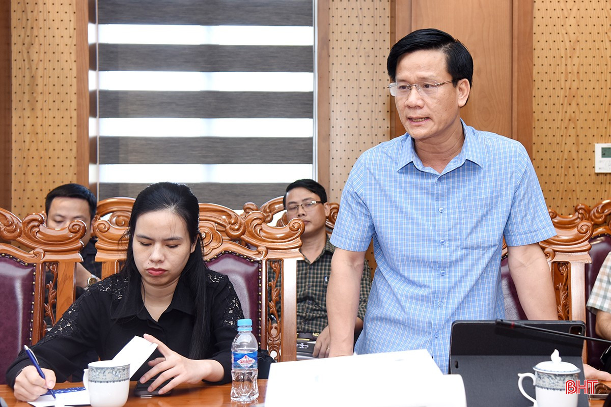Giám đốc Sở Tài chính Trịnh Văn Ngọc phát biểu tại cuộc họp. Giám đốc Sở Tài chính Trịnh Văn Ngọc phát biểu tại cuộc họp.