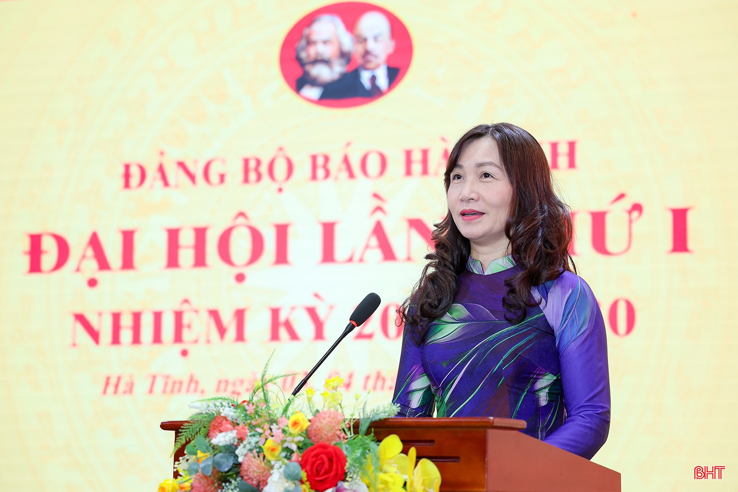 Đồng chí Nguyễn Thị Mai Thủy - Tỉnh ủy viên, Phó Bí thư chuyên trách Đảng ủy Các cơ quan Đảng tỉnh phát biểu chỉ đạo tại đại hội. bqbht_br_aimg-1247.jpg