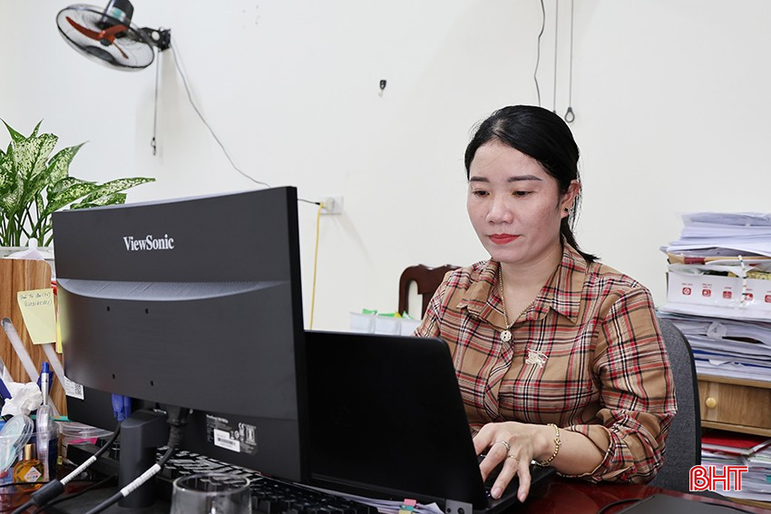Chị Trần Thị Huệ - Phó Chủ tịch Hội Nông dân xã Xuân Phổ, Nghi Xuân đã có hơn 14 năm cống hiến trên nhiều cương vị công tác. bqbht_br_img-0245-copy.jpg