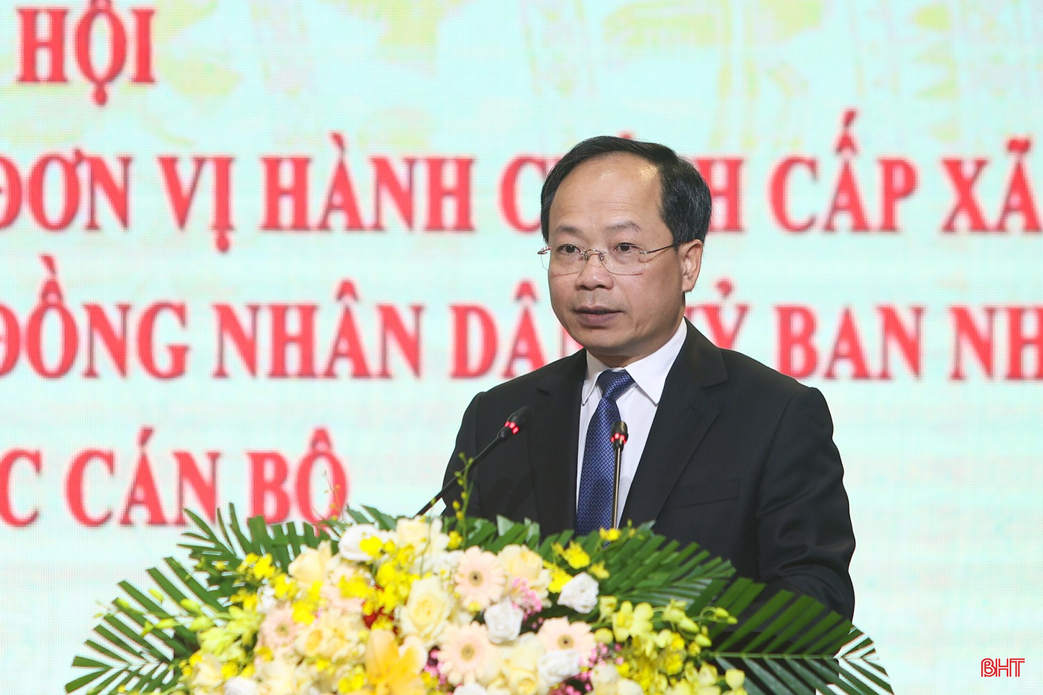 Bí thư Tỉnh ủy Nguyễn Duy Lâm phát biểu tiếp thu và triển khai nhiệm vụ thời gian tới. Bí thư Tỉnh ủy Nguyễn Duy Lâm phát biểu tiếp thu và triển khai nhiệm vụ thời gian tới.