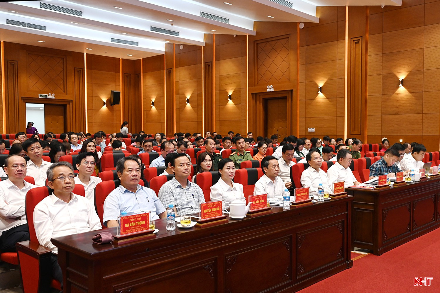 Các đại biểu tham dự hội nghị. bqbht_br_dsc-9d258.jpg