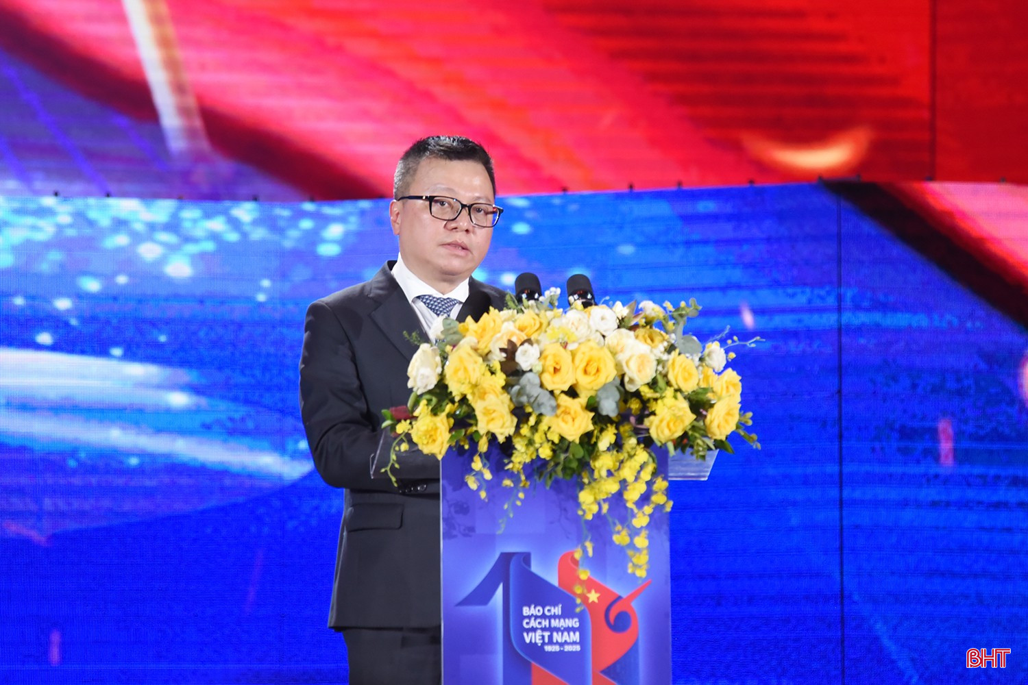 Nhà báo Lê Quốc Minh phát biểu khai mạc. bqbht_br_dscf-0079.jpg