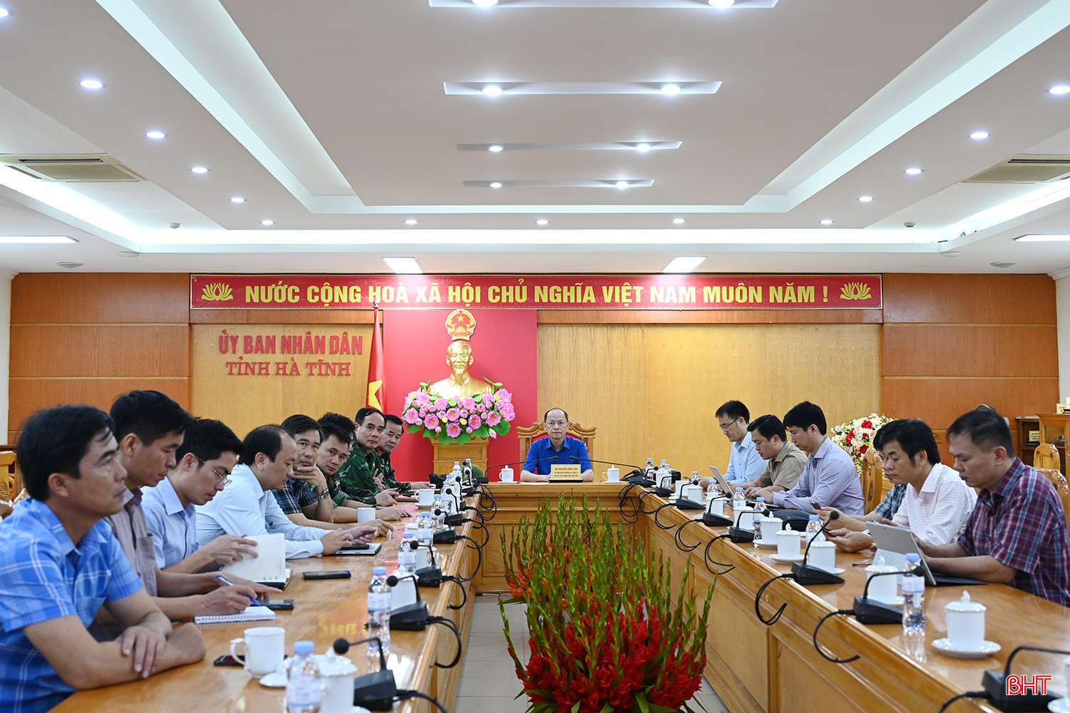 Điểm cầu Hà Tĩnh do Phó Chủ tịch Thường trực UBND tỉnh Nguyễn Hồng Lĩnh điều hành. bqbht_br_dscd-6387.jpg