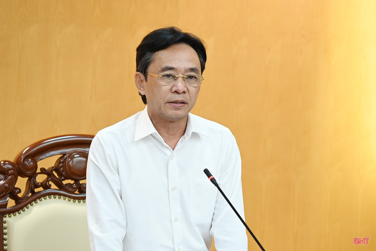Phó Bí thư Thường trực Tỉnh ủy Trần Thế Dũng phát biểu tại cuộc họp. bqbht_br_dsc-386d8.jpg