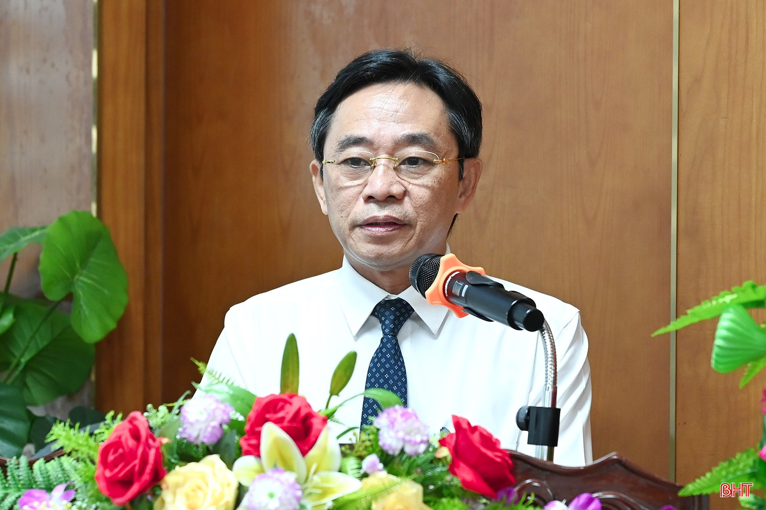 Phó Bí thư Thường trực Tỉnh ủy Trần Thế Dũng phát biểu giao nhiệm vụ. bqbht_br_dsc-2d373.jpg