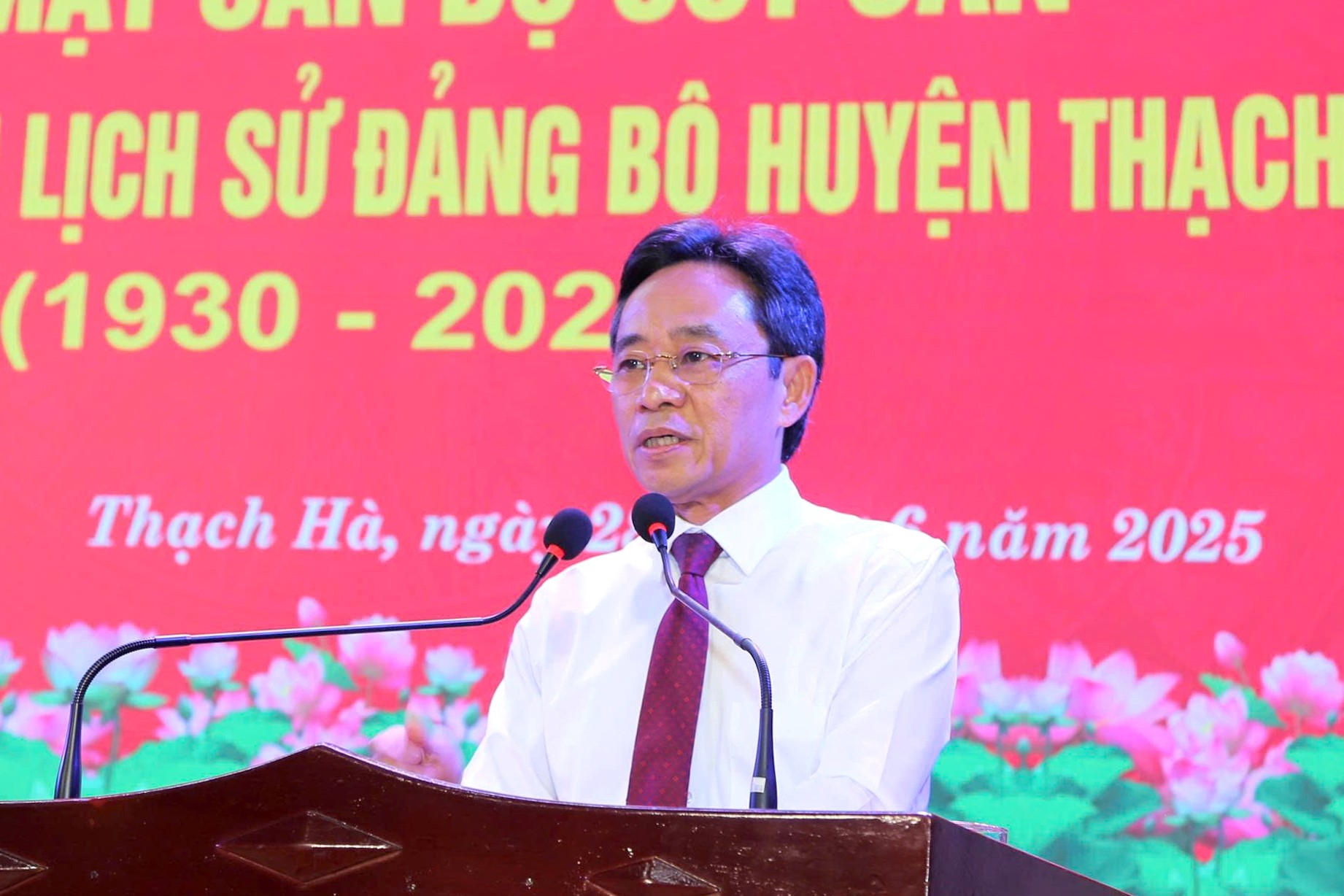 Phó Bí thư Thường trực Tỉnh ủy Trần Thế Dũng phát biểu tại hội nghị. z6750388010798-4543f18a47b774fefddc79758bf71872.jpg
