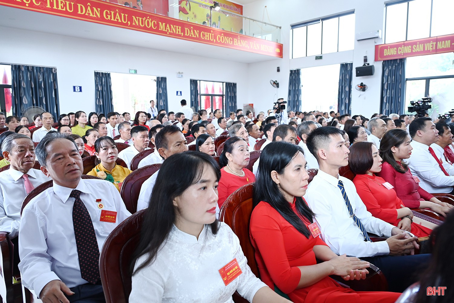 Đại biểu lắng nghe ý kiến chỉ đạo của đại biểu trung ương. bqbht_br_dsc-c9905.jpg