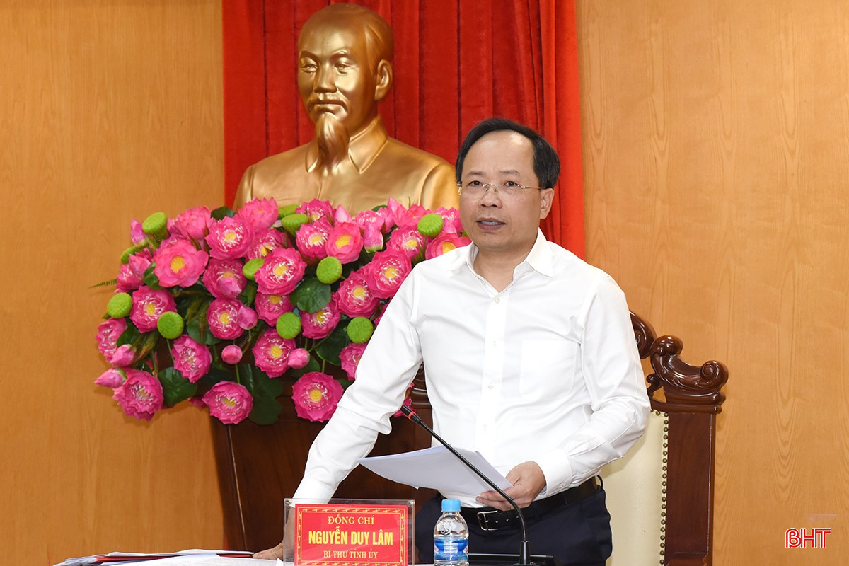 Bí thư Tỉnh ủy Nguyễn Duy Lâm kết luận cuộc họp. bqbht_br_dsc-6374-copy.jpg