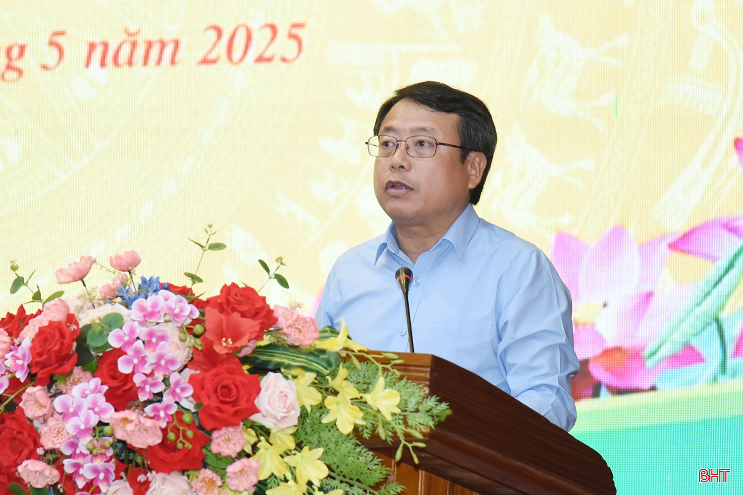 Phó Chủ tịch UBND tỉnh Dương Tất Thắng phát biểu khai mạc hội nghị. bqbht_br_dsc-9496f-copy.jpg