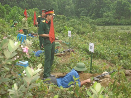 Hội thao bắn súng tiểu liên AK bài 1