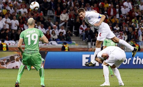 Sau 2 trận, Anh mới chỉ có một bàn thắng nhờ công Gerrard. Ảnh: Reuters Sau 2 trận, Anh mới chỉ có một bàn thắng nhờ công Gerrard. Ảnh: Reuters