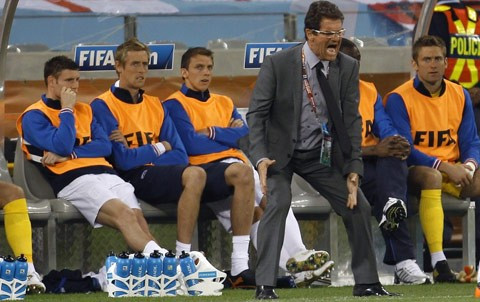 Sự thiếu kiên định của Capello khiến tâm lý các cầu thủ Anh không vững. Ảnh: Reuters Sự thiếu kiên định của Capello khiến tâm lý các cầu thủ Anh không vững. Ảnh: Reuters