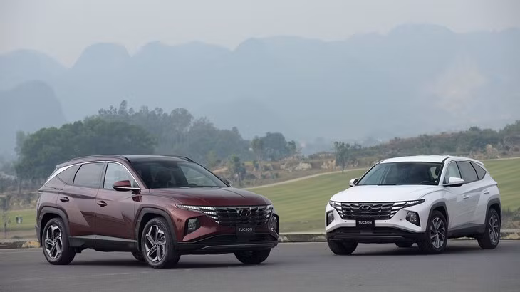 Honda CR-V trở lại đường đua doanh số với Mazda CX-5 khi Hyundai Tucson bán kèm “lạc” giá cao