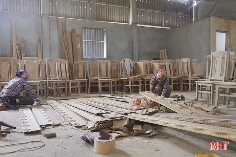 Thêm nhiều cơ sở sản xuất mới, Cụm công nghiệp Yên Huy đang “ấm” dần