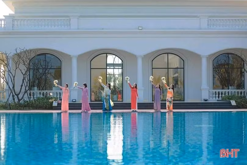 “Biển Lộc Hà - đến để yêu hơn”