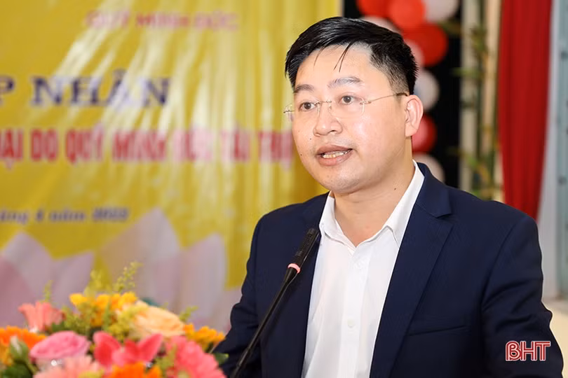 Quỹ Minh Đức - Formosa Hà Tĩnh trao tặng phòng học máy tính cho Trường Tiểu học Kỳ Liên