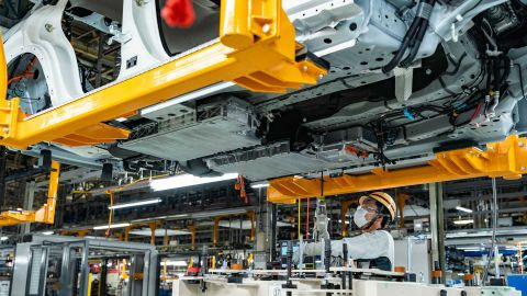 Mazda CX-60 2023 bắt đầu được sản xuất