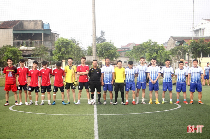 8 đội tranh tài Giải Bóng đá nam thanh niên phường Nam Hà