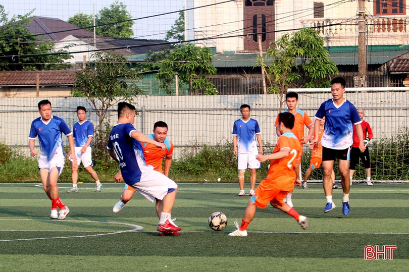 Tổ dân phố 2 quán quân Giải Bóng đá nam thanh niên phường Nam Hà