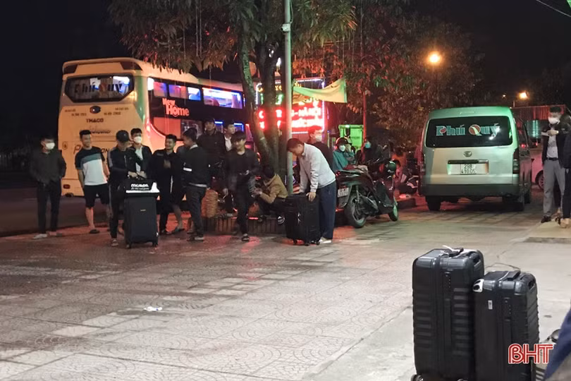 Hoạt động doanh nghiệp vận tải hành khách ở Hà Tĩnh “khởi sắc” trở lại