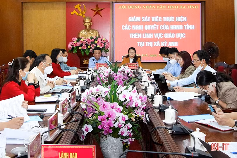 Thị xã Kỳ Anh cần ưu tiên nguồn lực đầu tư cơ sở vật chất, thu hút giáo viên có chất lượng cao