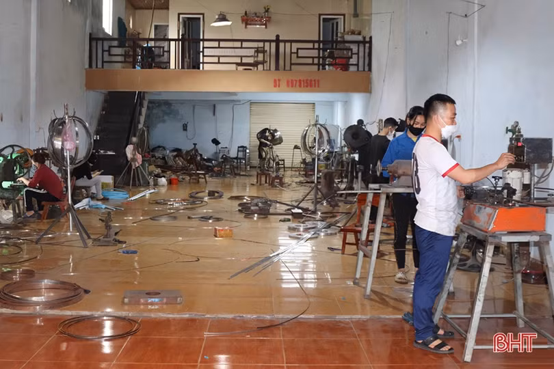 Về quê khởi nghiệp, thanh niên Hà Tĩnh vinh dự nhận Giải thưởng “Lương Định Của”