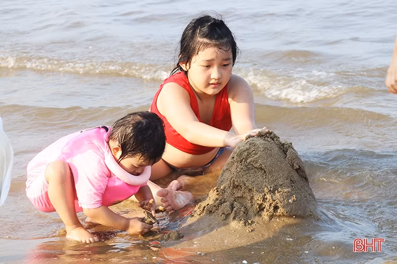 Thạch Hà khai trương lễ hội du lịch biển năm 2022