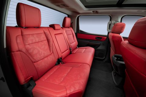 Toyota Tundra 2022 xuất hiện tại Campuchia, sắp về Việt Nam