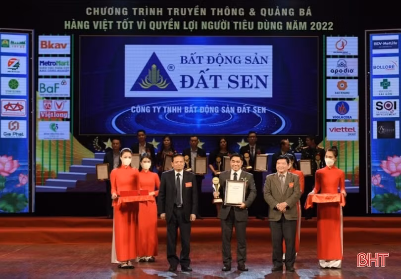 Công ty Bất động sản Đất Sen đạt Top 20 thương hiệu Vàng Việt Nam