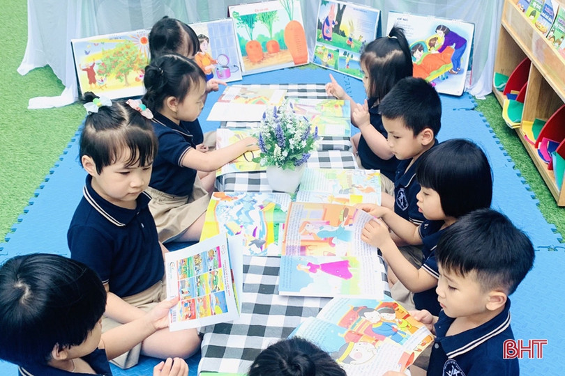 Học sinh mầm non Trung Kiên hào hứng với Ngày Sách và Văn hóa đọc