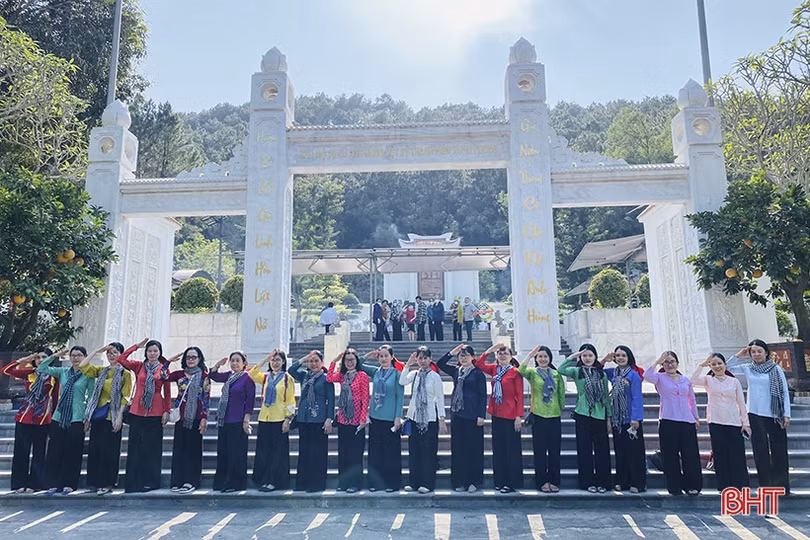 Hà Tĩnh đón đoàn khách đầu tiên từ đơn vị đối tác Tổng Công ty Du lịch Sài Gòn