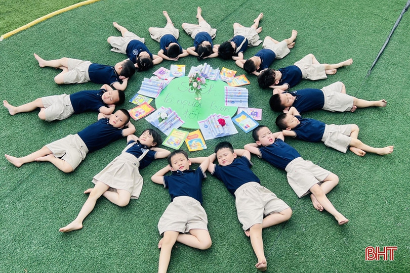 Học sinh mầm non Trung Kiên hào hứng với Ngày Sách và Văn hóa đọc