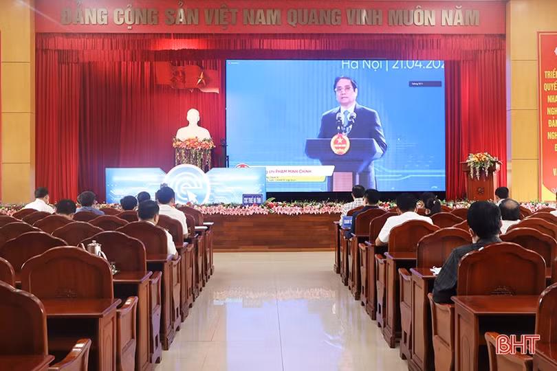 Hà Tĩnh cùng cả nước “kích hoạt” hệ thống hóa đơn điện tử