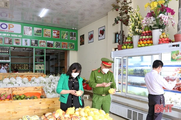 Xử phạt 3 cơ sở vi phạm các quy định ATVSTP tại TP Hà Tĩnh