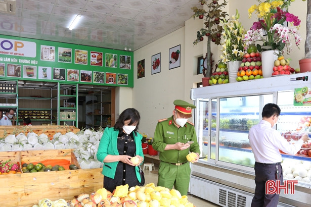 Xử phạt 3 cơ sở vi phạm các quy định ATVSTP tại TP Hà Tĩnh