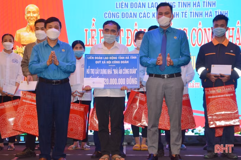 Khu kinh tế tỉnh Hà Tĩnh phát động phong trào thi đua Tháng Công nhân