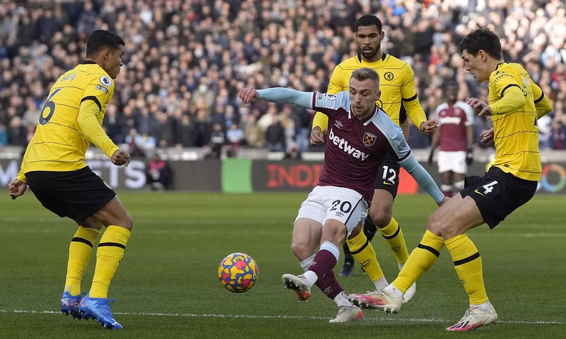 Arsenal đối đầu Man Utd tuần này