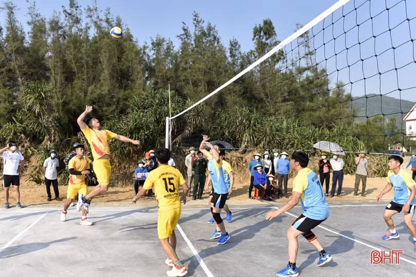 Huyện Kỳ Anh khai trương mùa du lịch biển năm 2022