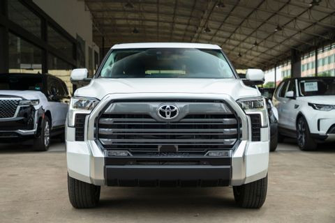 Toyota Tundra 2022 xuất hiện tại Campuchia, sắp về Việt Nam
